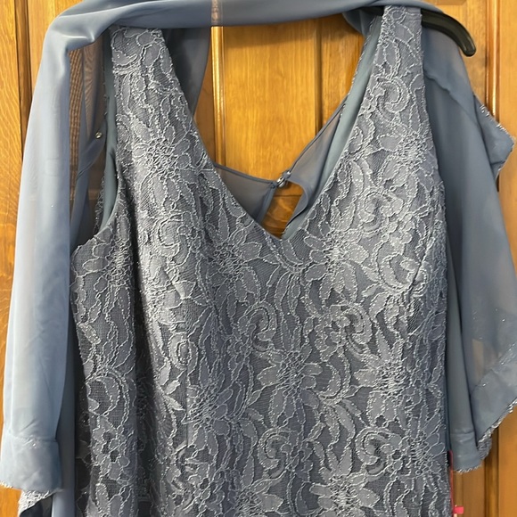 Mother of the bride long dress NWT 20 W slate blue/lavendar. - Picture 4 of 4